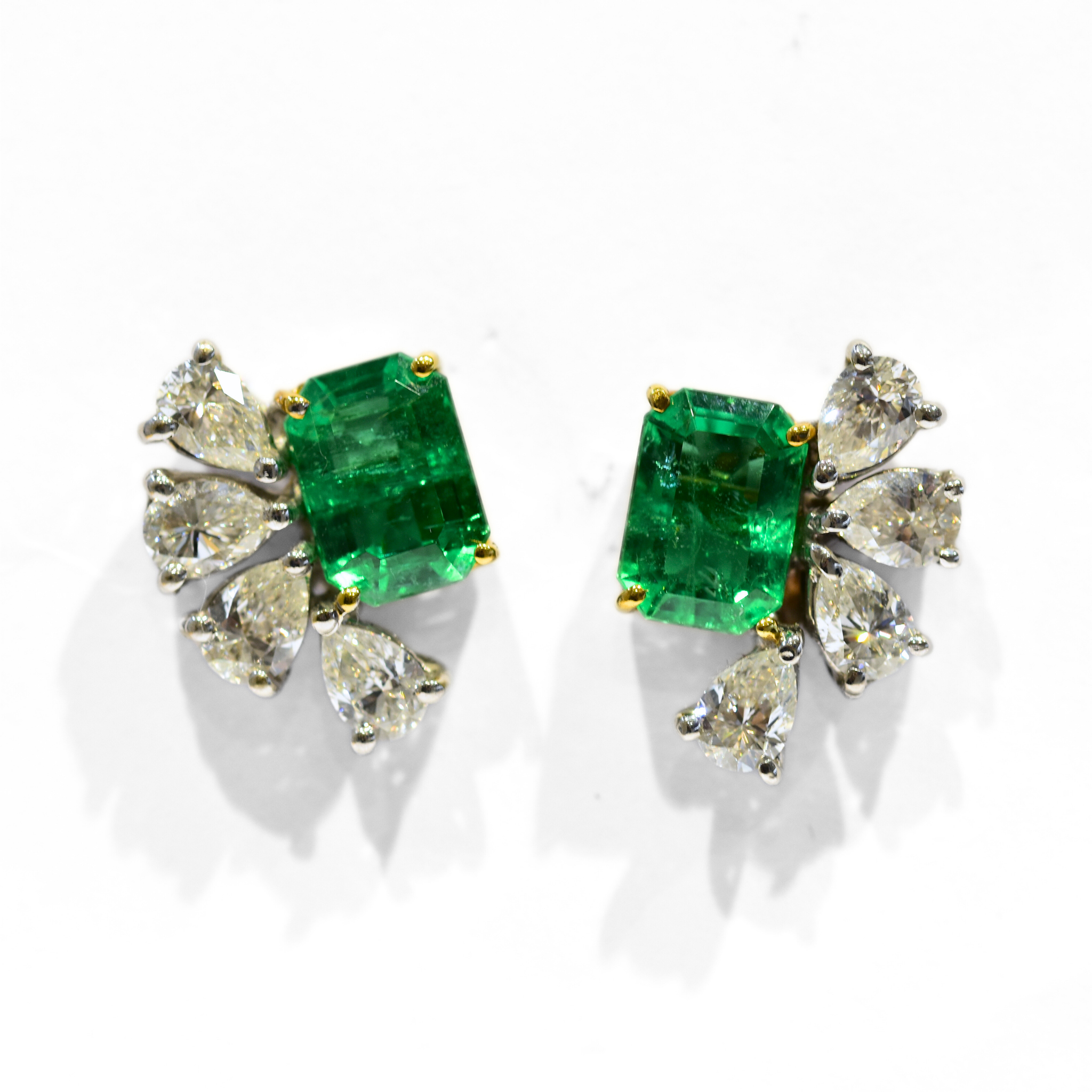 Picture of Certified Emerald & Diamond Studs